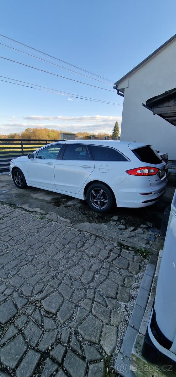 2015 Ford MONDEO - 2