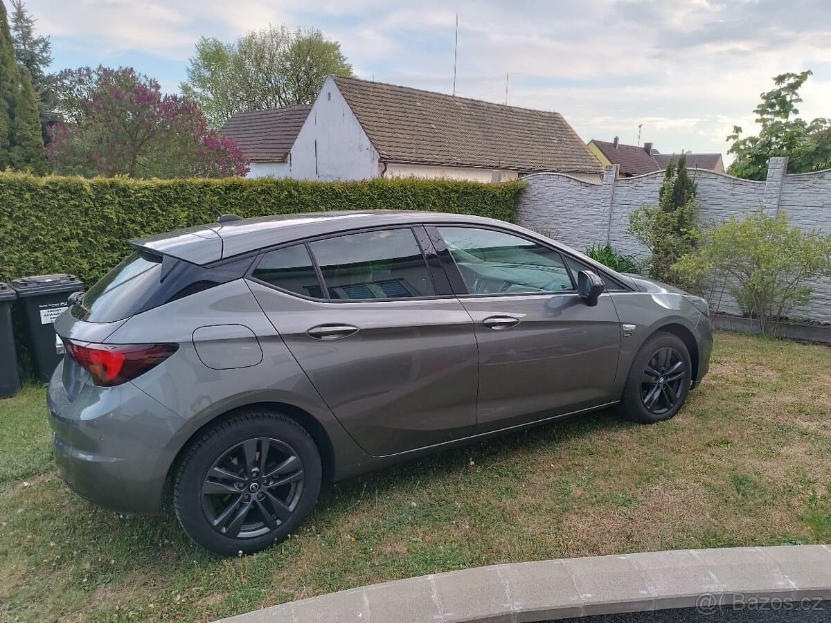 2020 Opel ASTRA - 2