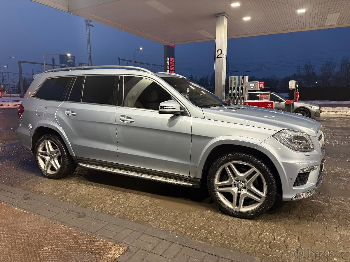 2015 Mercedes-Benz GL - 2