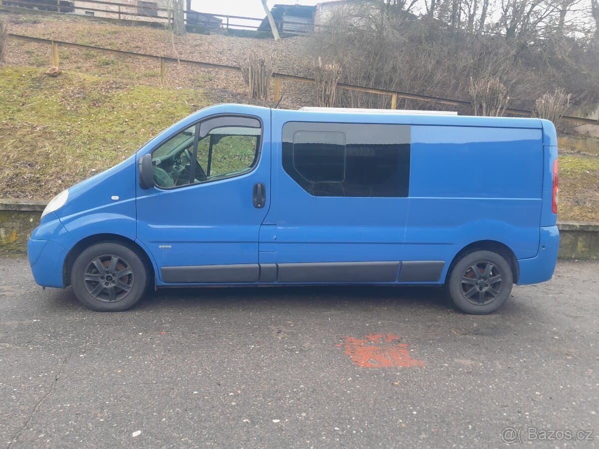 2009 Opel VIVARO - 2