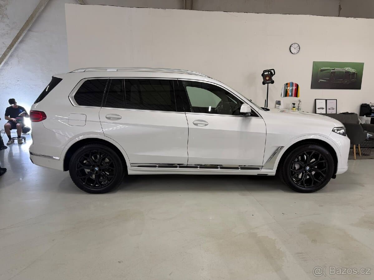 2019 BMW X7 - 2