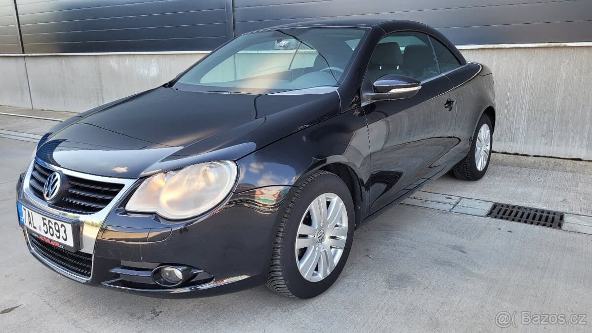 2010 Volkswagen EOS - 2