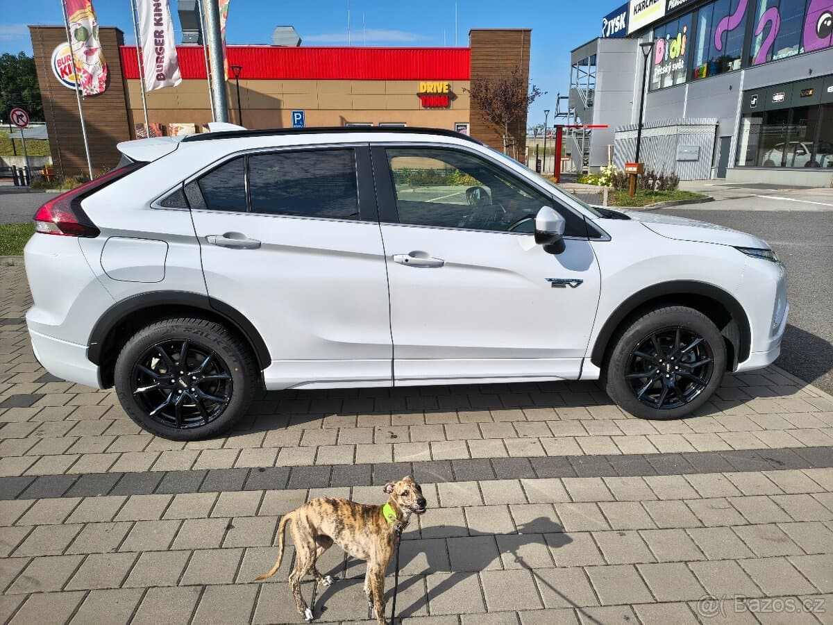 2023 Mitsubishi OSTATNÍ - 2