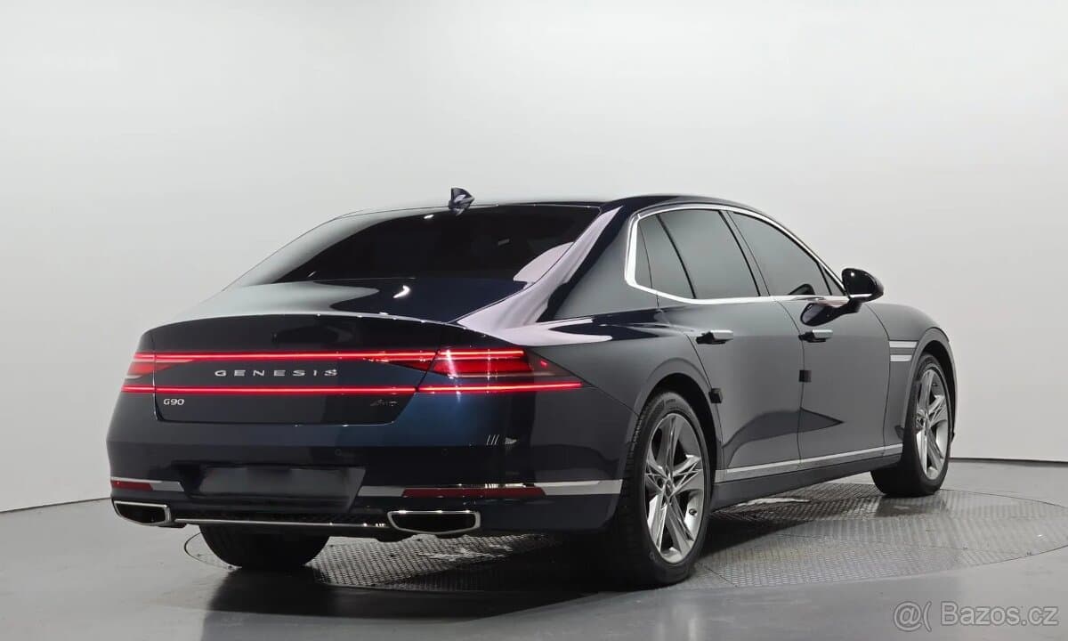 2022 Genesis G90 - 2