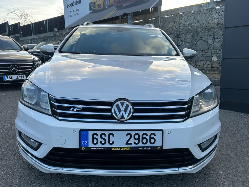 2012 Volkswagen PASSAT - 2