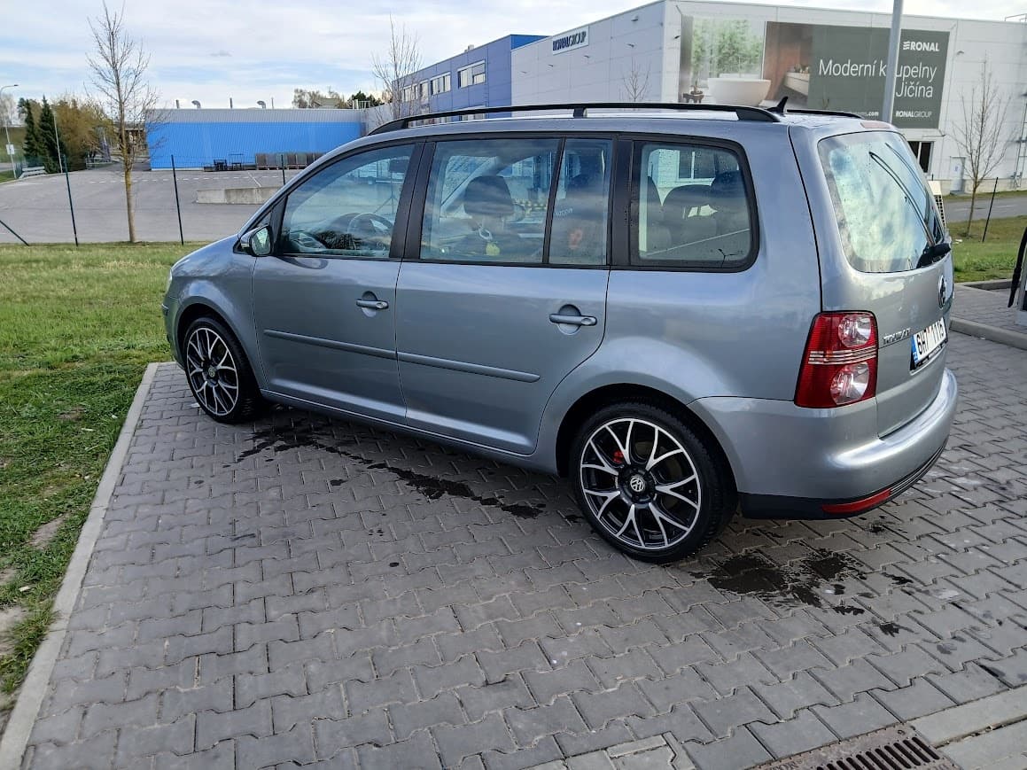 2009 Volkswagen TOURAN - 2