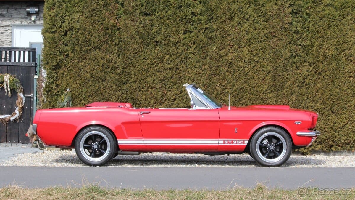 1966 Ford MUSTANG - 2