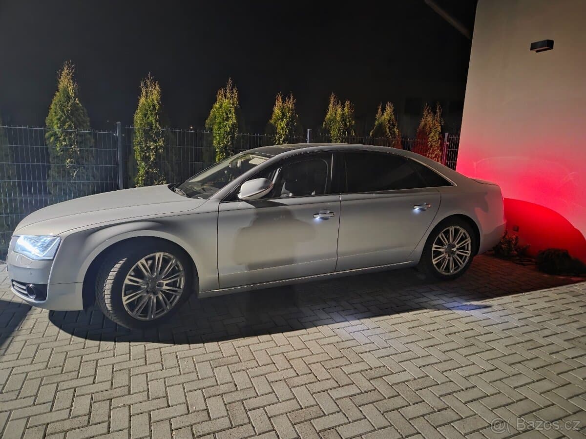 Audi A8 - 2