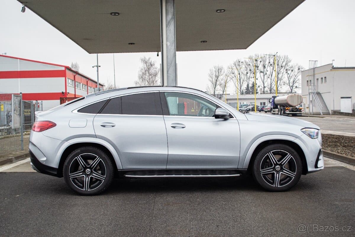 2024 Mercedes-Benz GL - 2