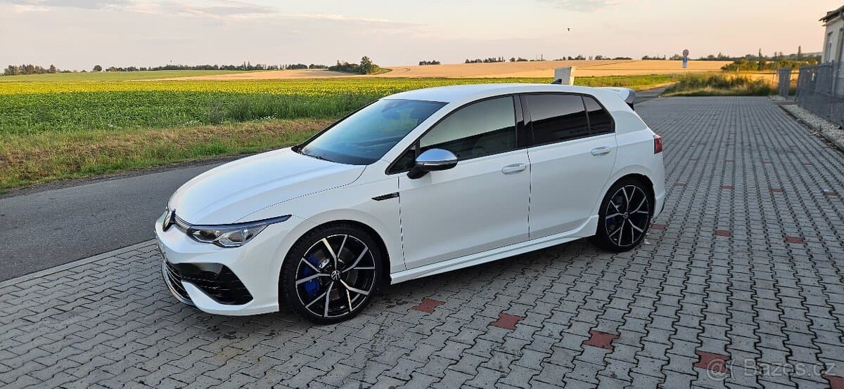 2021 Volkswagen GOLF - 2