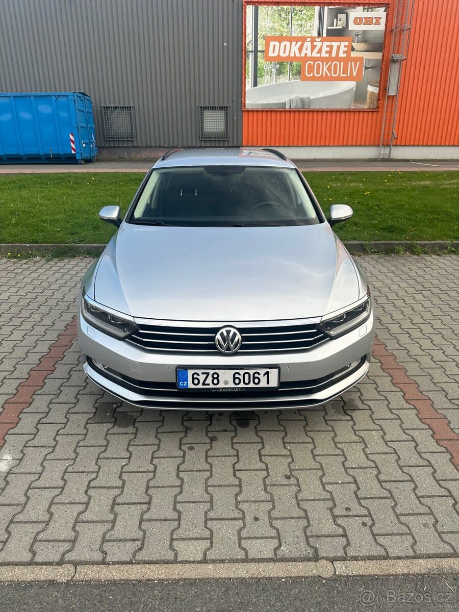 2015 Volkswagen PASSAT - 2