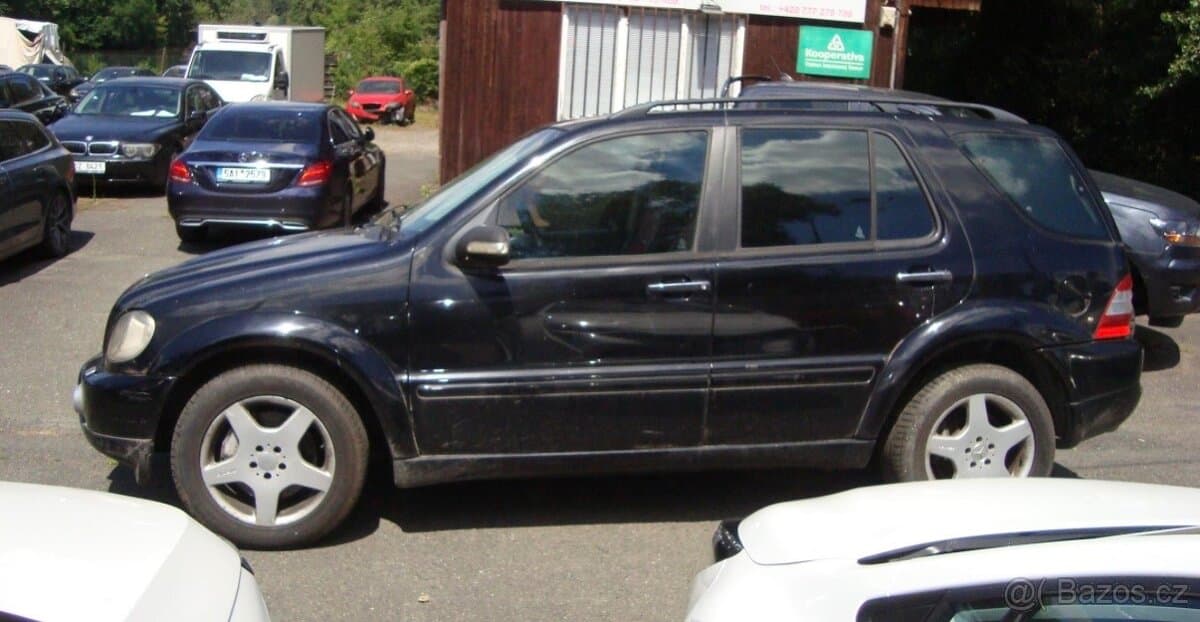 2002 Mercedes-Benz M-CLASS - 2