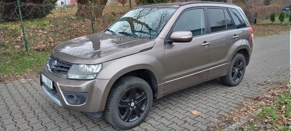 2014 Suzuki GRAND - 2