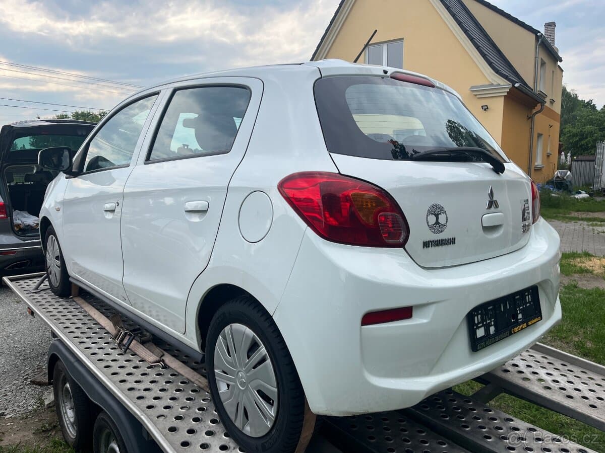 2017 Mitsubishi OSTATNÍ - 2
