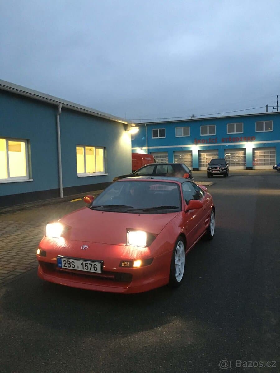 1995 Toyota MR2 - 2