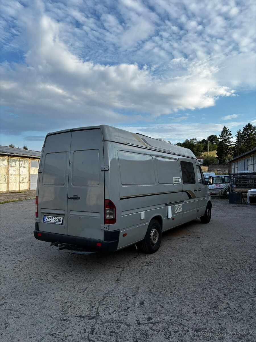 2006 Mercedes-Benz SPRINTER - 2
