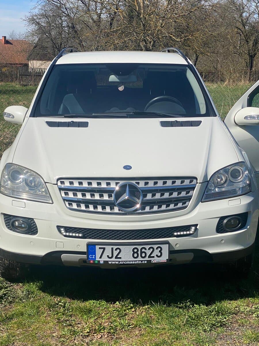 2009 Mercedes-Benz M-CLASS - 2
