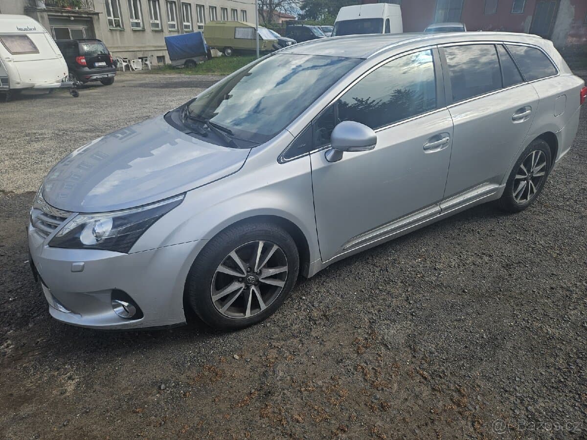 2014 Toyota AVENSIS - 2