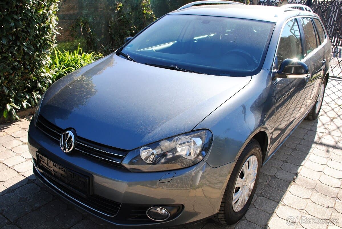 2011 Volkswagen GOLF - 2