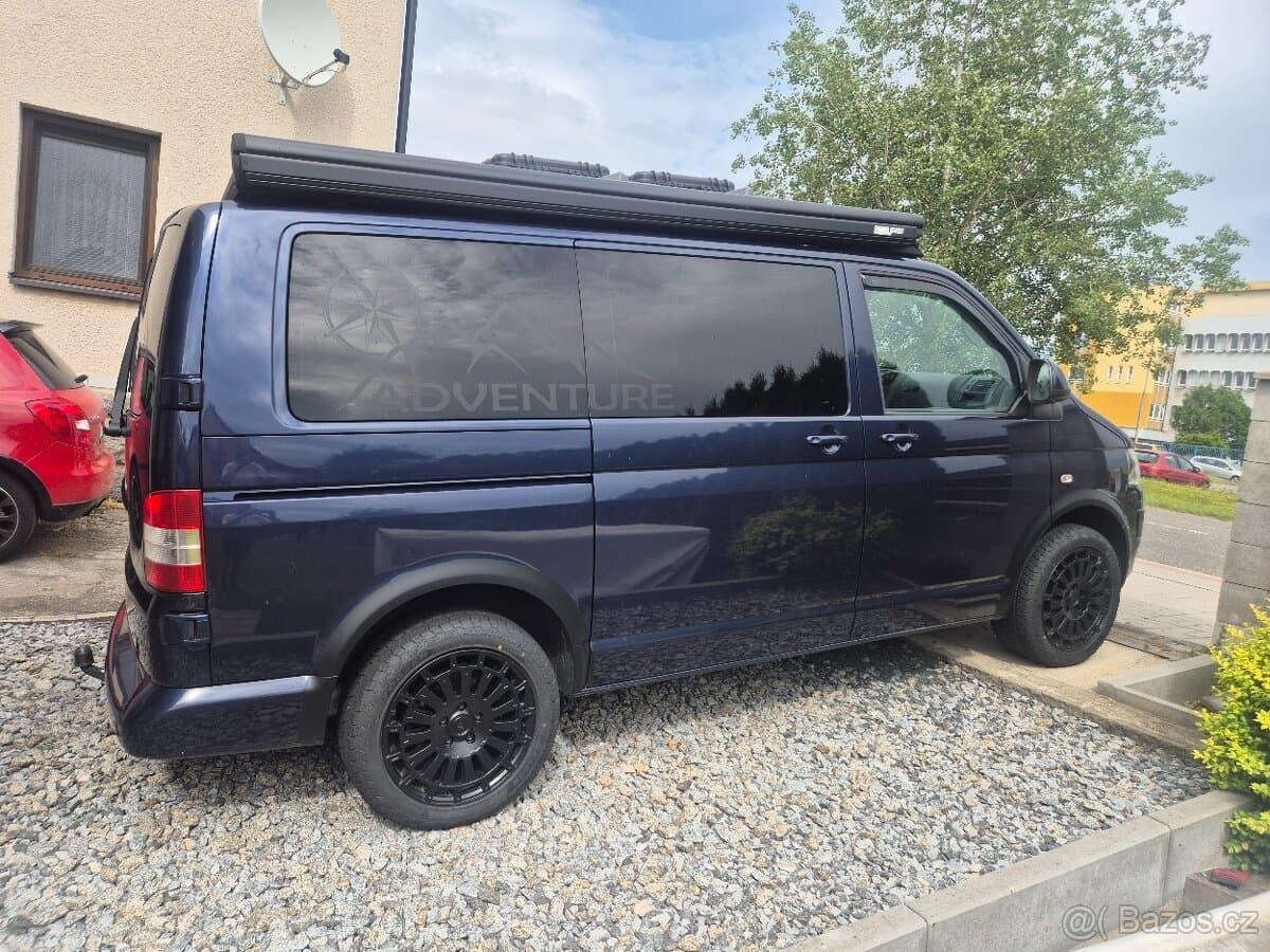 2010 Volkswagen CARAVELLE - 2