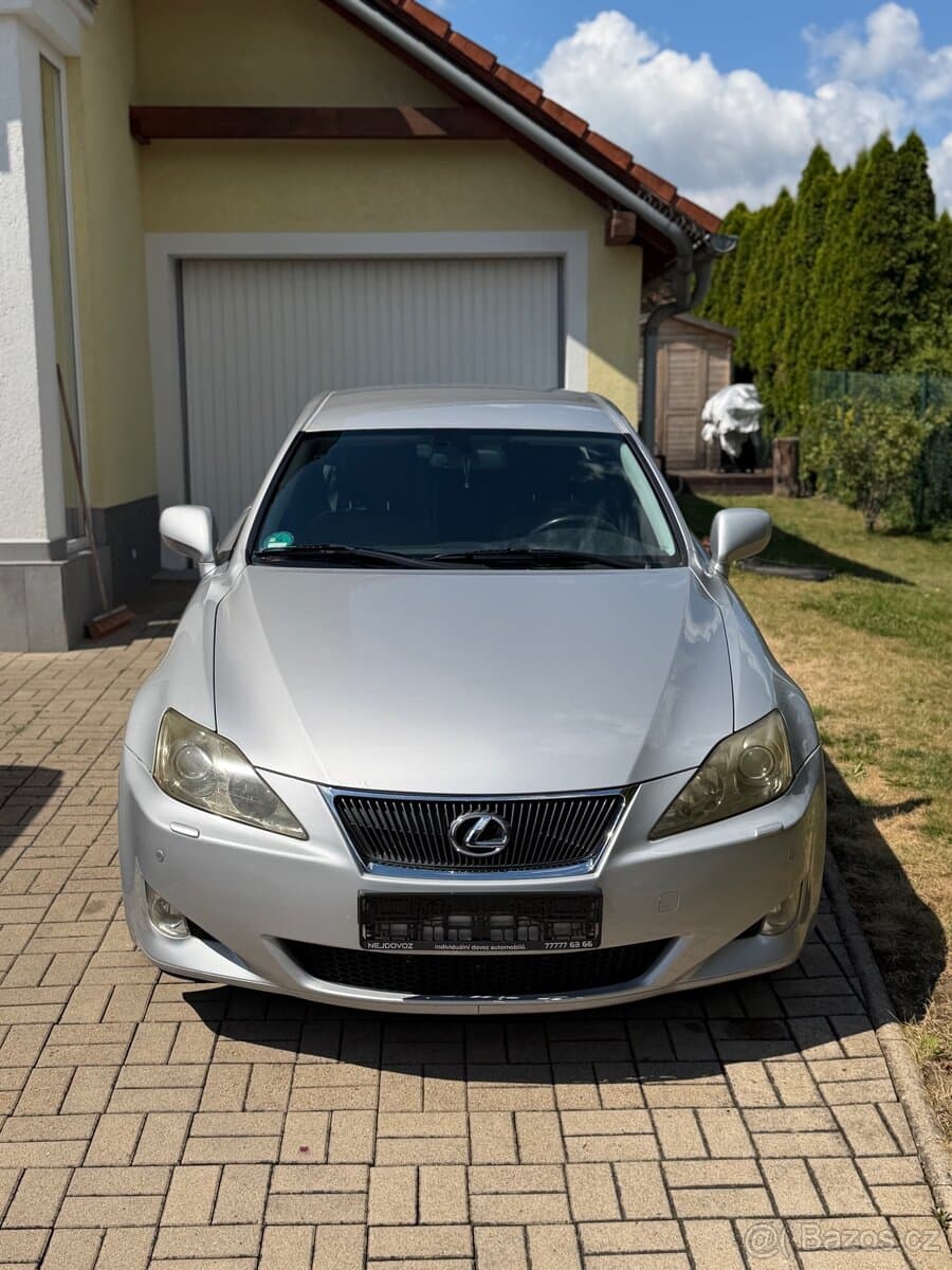 2005 Lexus IS - 2