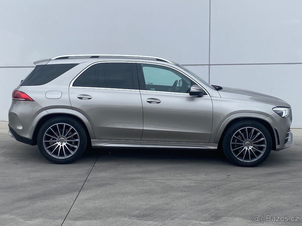 2020 Mercedes-Benz GL - 2