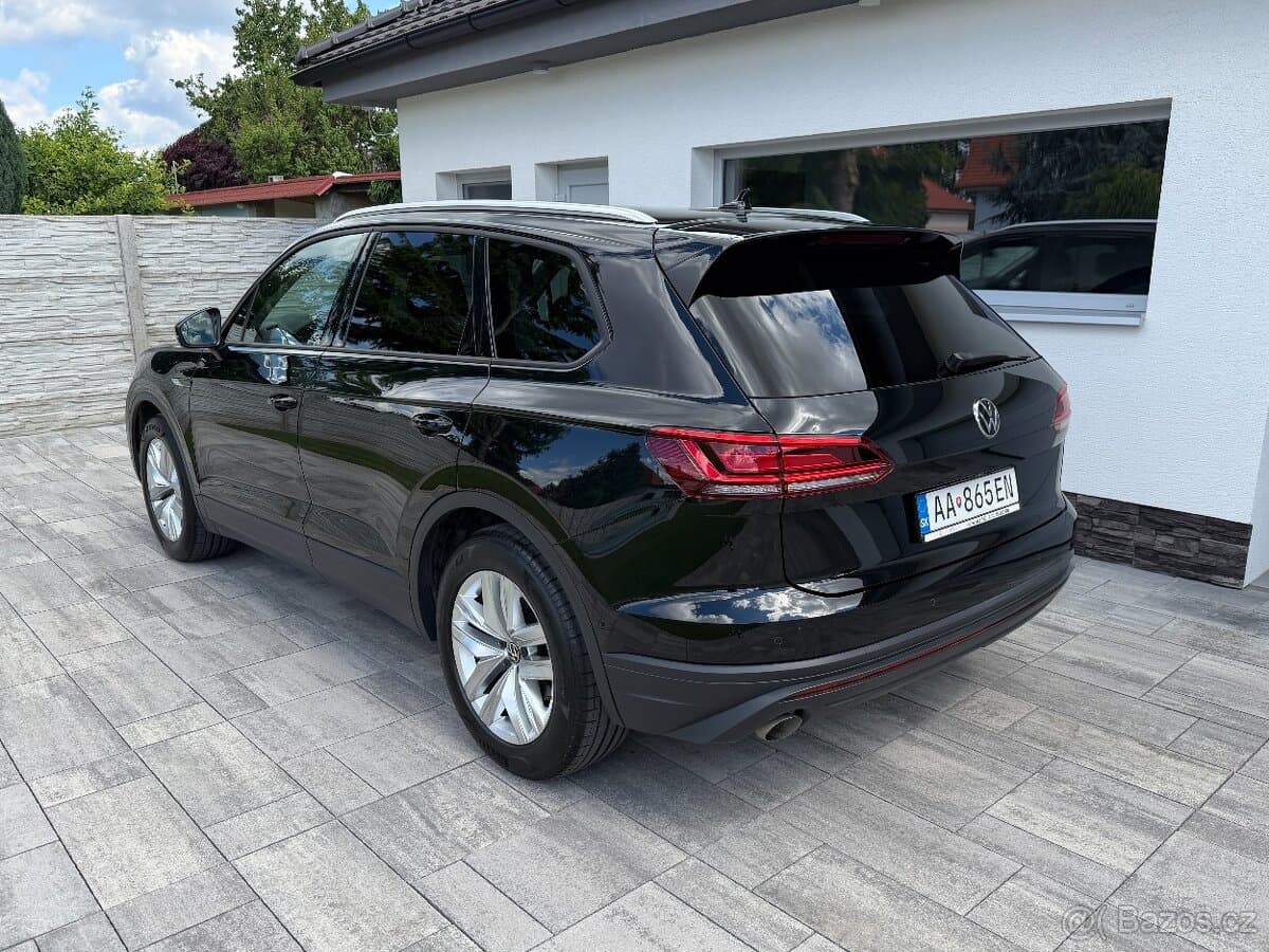 2023 Volkswagen TOUAREG - 2