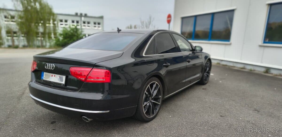 2010 Audi A8 - 2