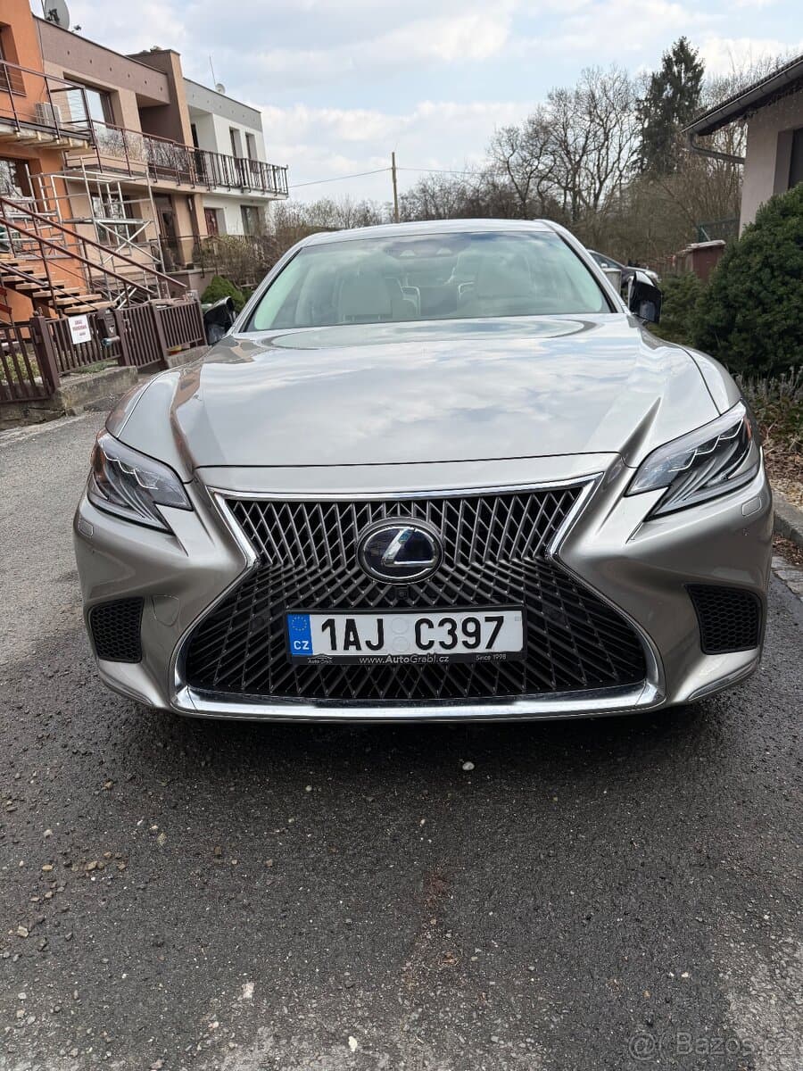 2019 Lexus LS - 2