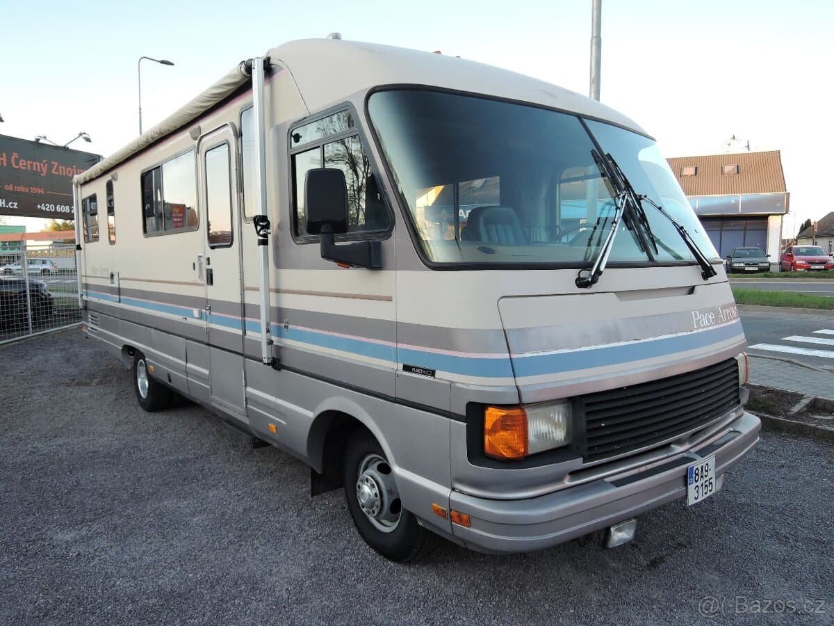 1990 Ford OSTATNÍ - 2