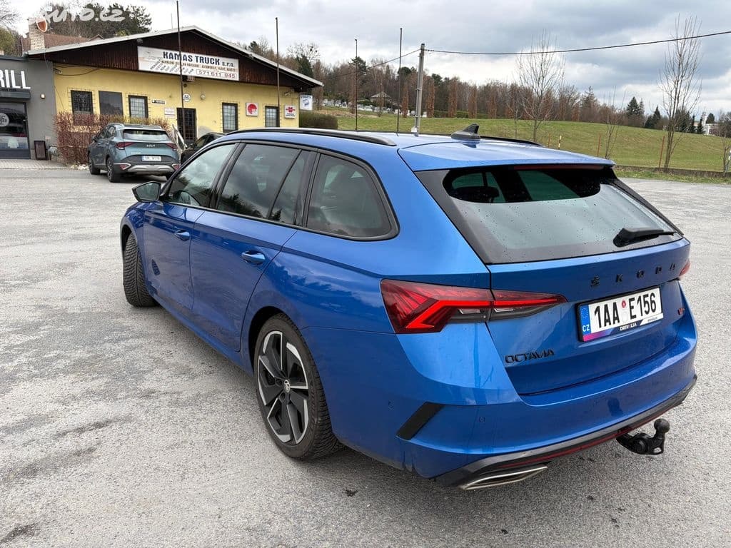Škoda OCTAVIA - 2