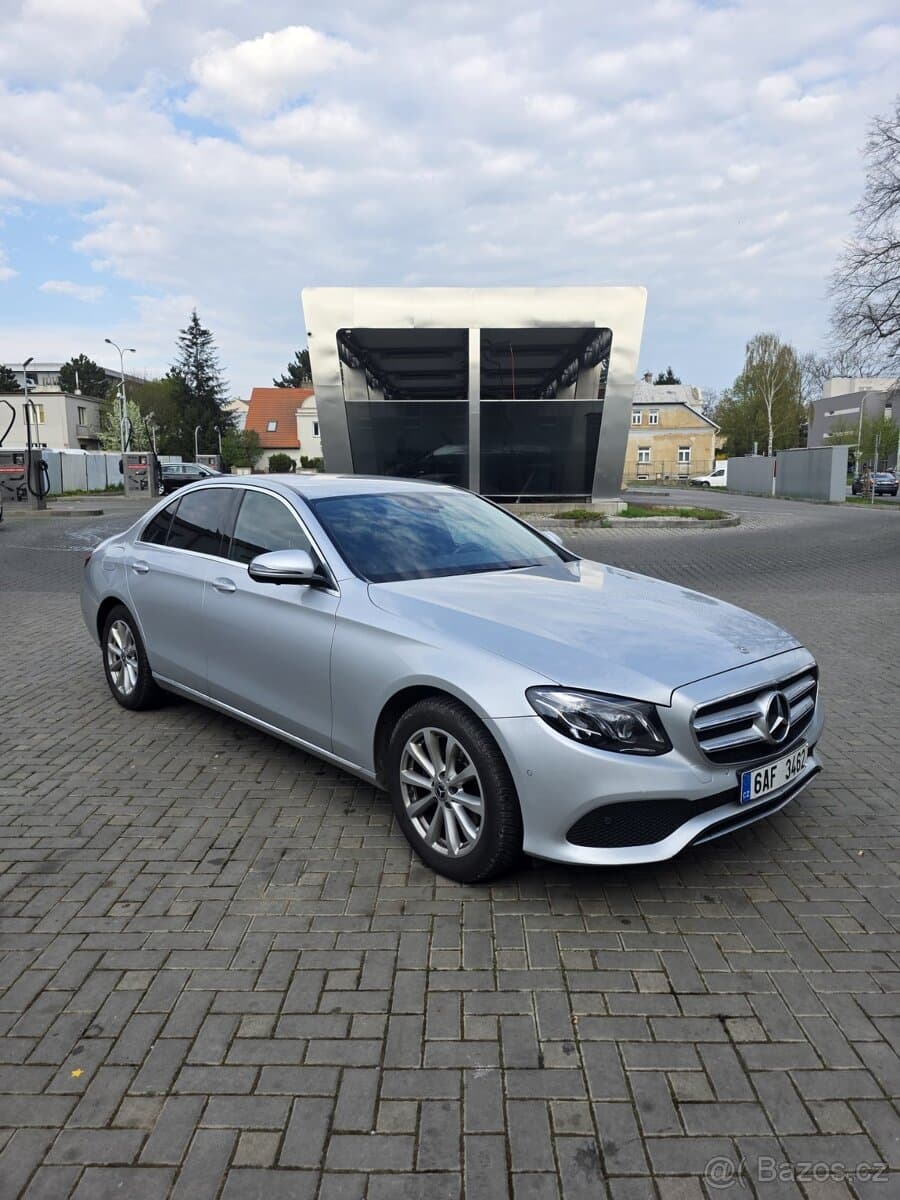 2017 Mercedes-Benz OSTATNÍ - 2