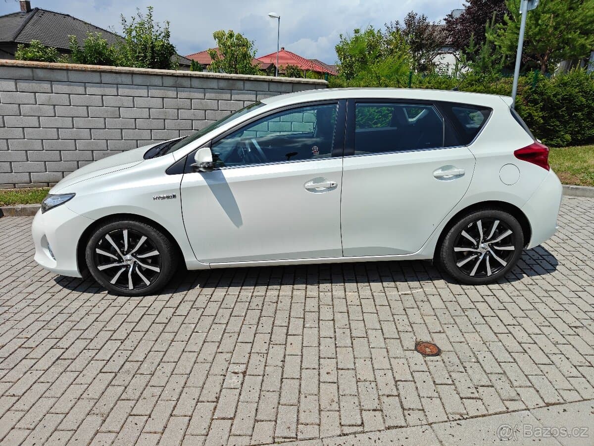 2013 Toyota AURIS - 2