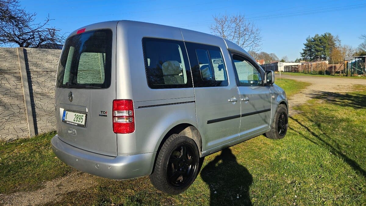 2015 Volkswagen CADDY - 2