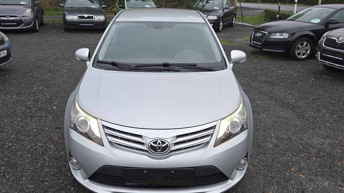 2013 Toyota AVENSIS - 2
