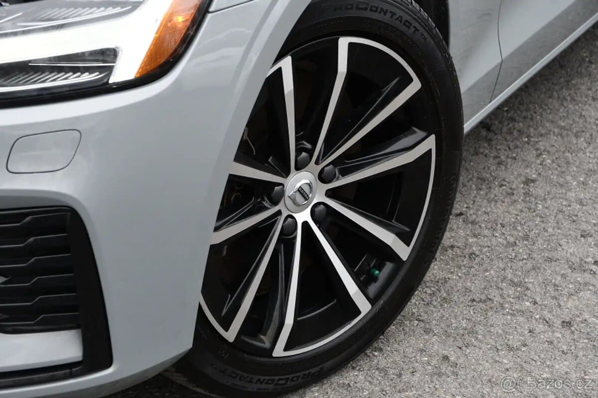 2025 Volvo S60 - 2