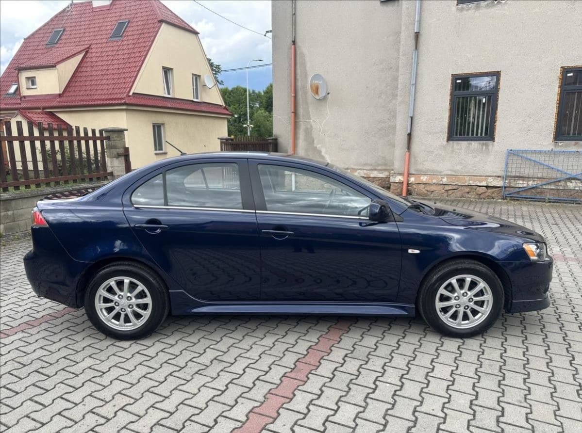 2014 Mitsubishi LANCER - 2