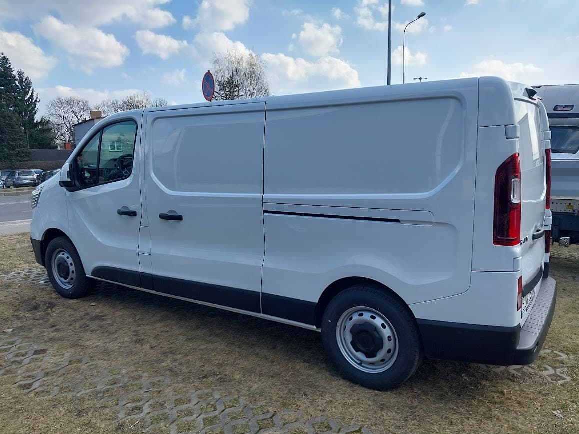 Renault TRAFIC - 2