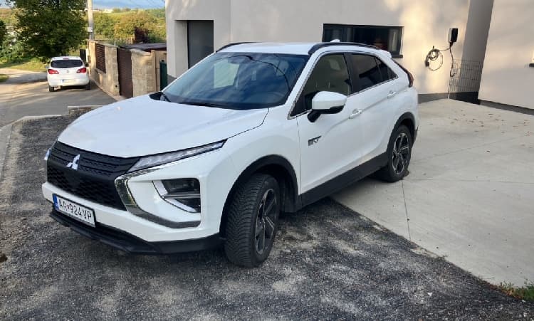 2022 Mitsubishi OSTATNÍ - 2