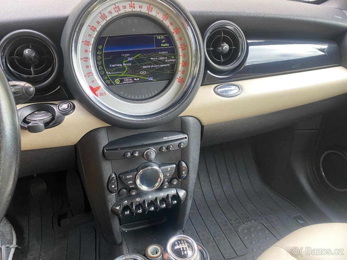 2010 Mini COOPER - 2