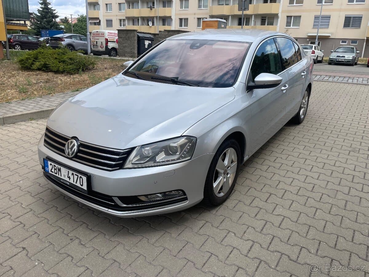 2014 Volkswagen PASSAT - 2