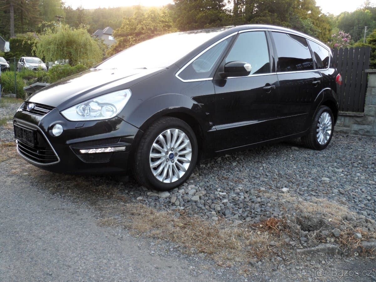 2011 Ford S-MAX - 2