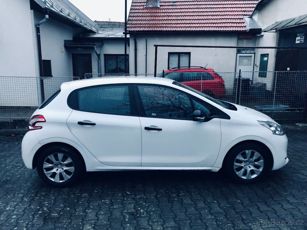 2014 Peugeot 208 - 2