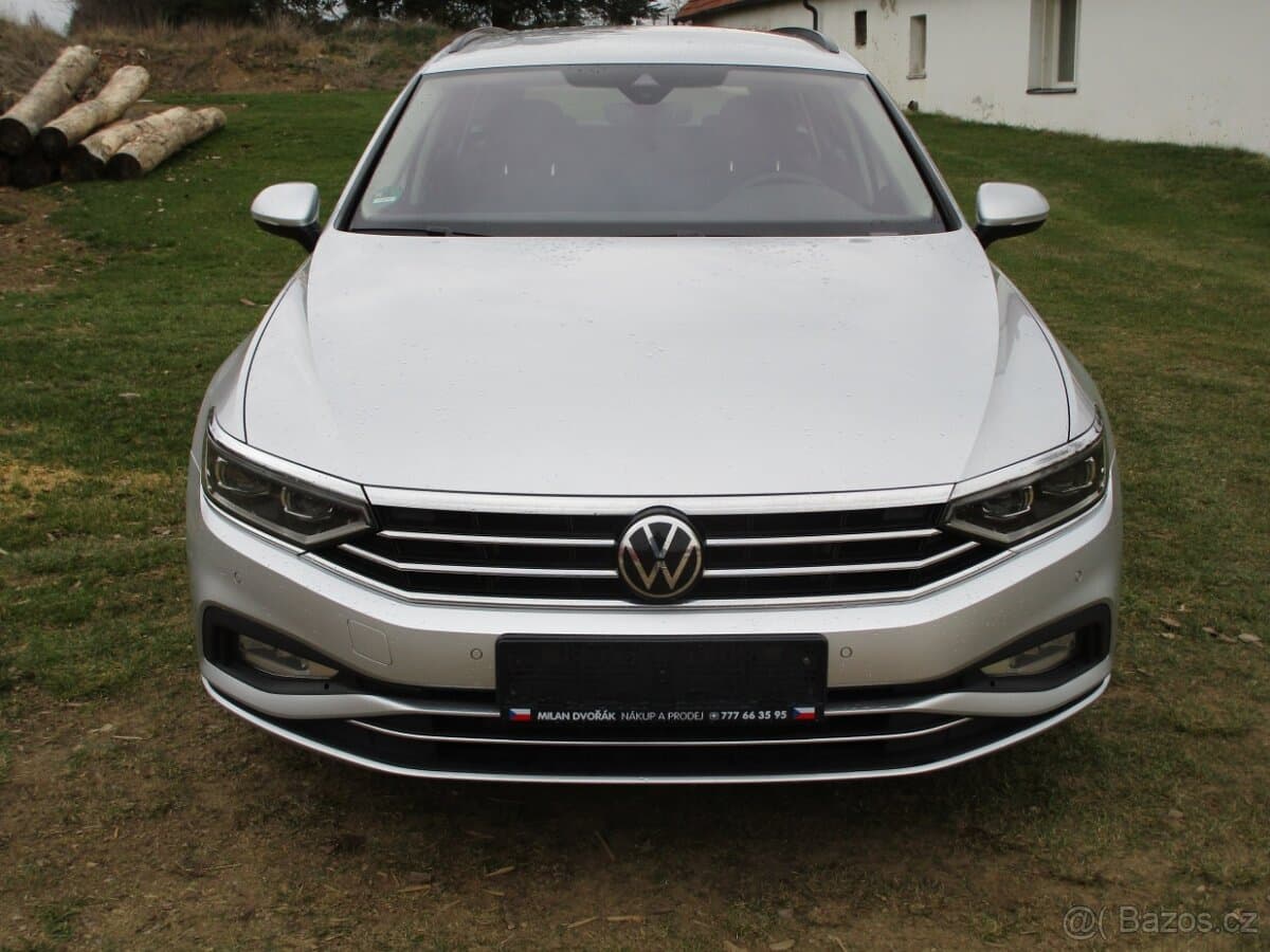 2020 Volkswagen PASSAT - 2