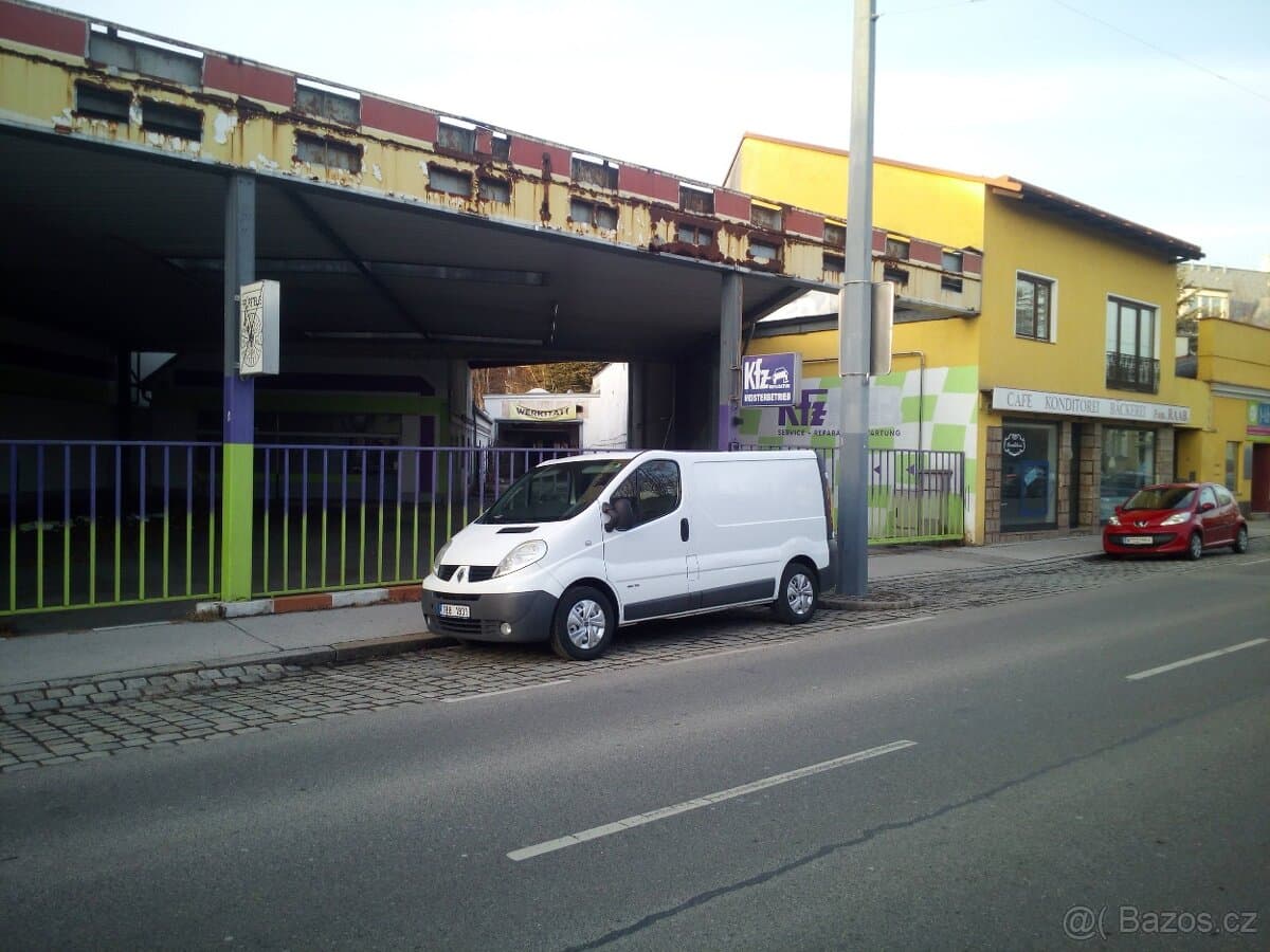 2010 Renault TRAFIC - 2