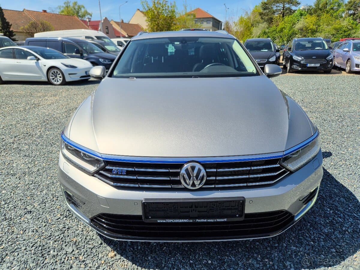 2015 Volkswagen PASSAT - 2
