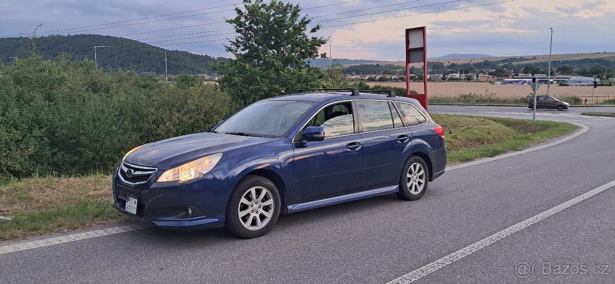 2010 Subaru LEGACY - 2