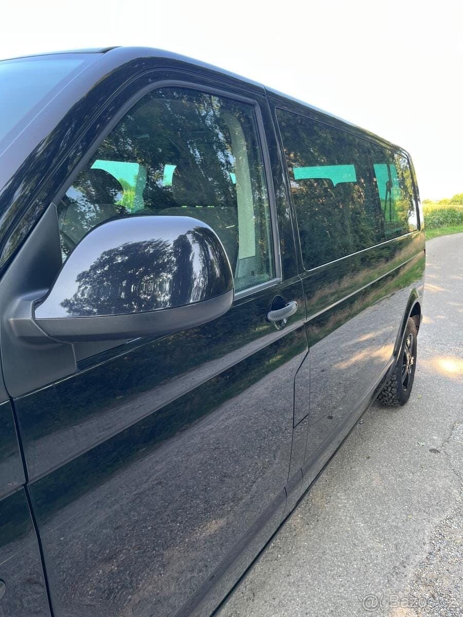 2012 Volkswagen CARAVELLE - 2