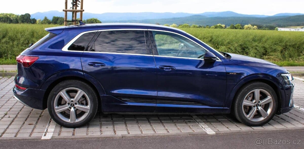Audi E-TRON - 2