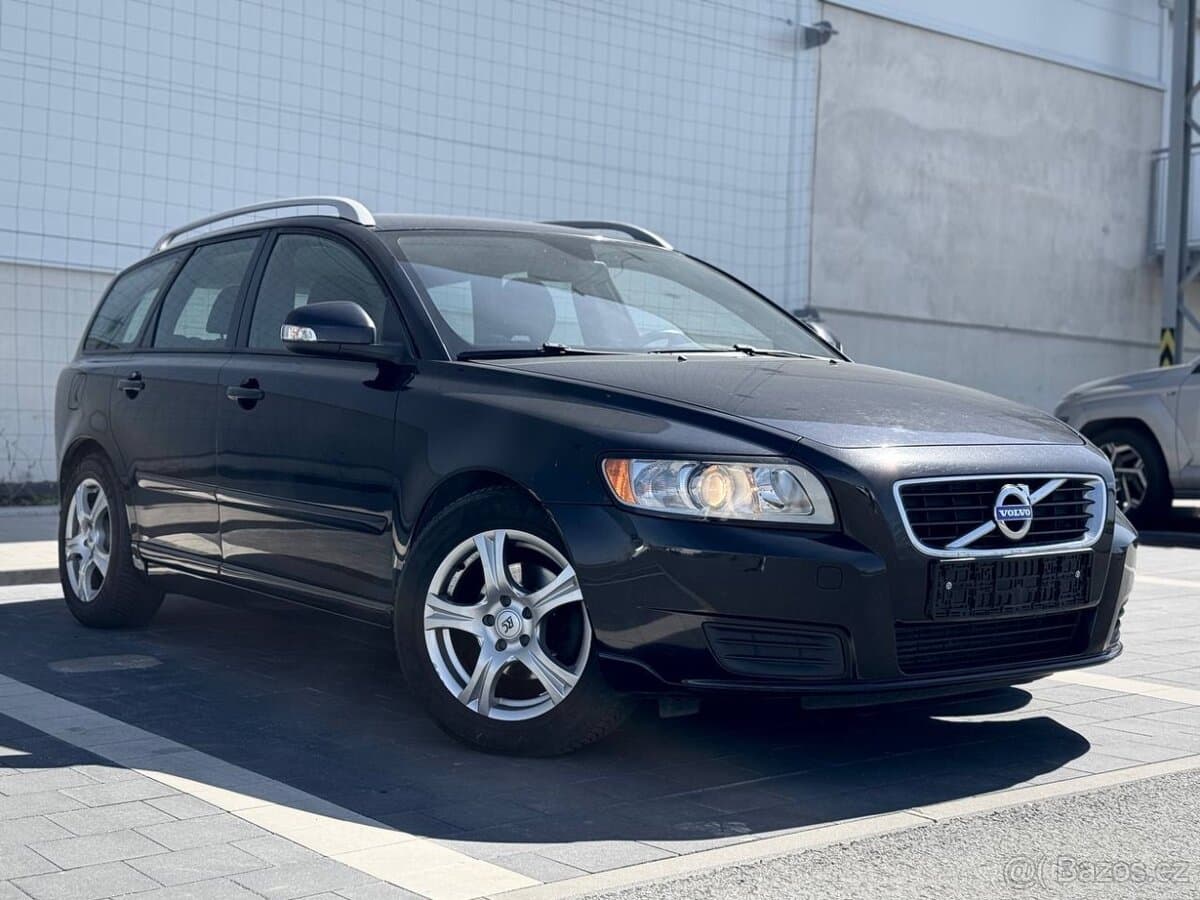 2011 Volvo V50 - 2